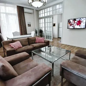 https://gates-of-baku.aboutbakuhotels.com