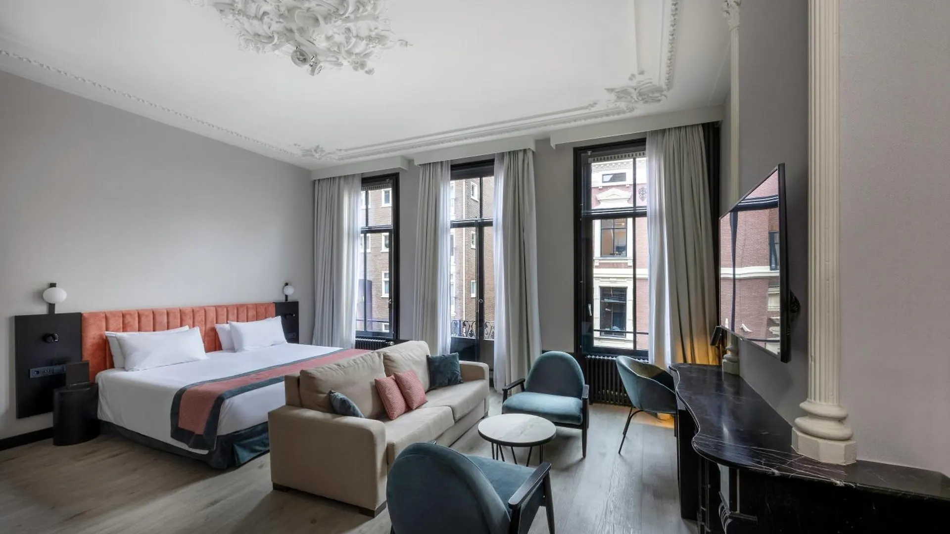 Catalonia Vondel Amsterdam Hotel 4*,  Nederland