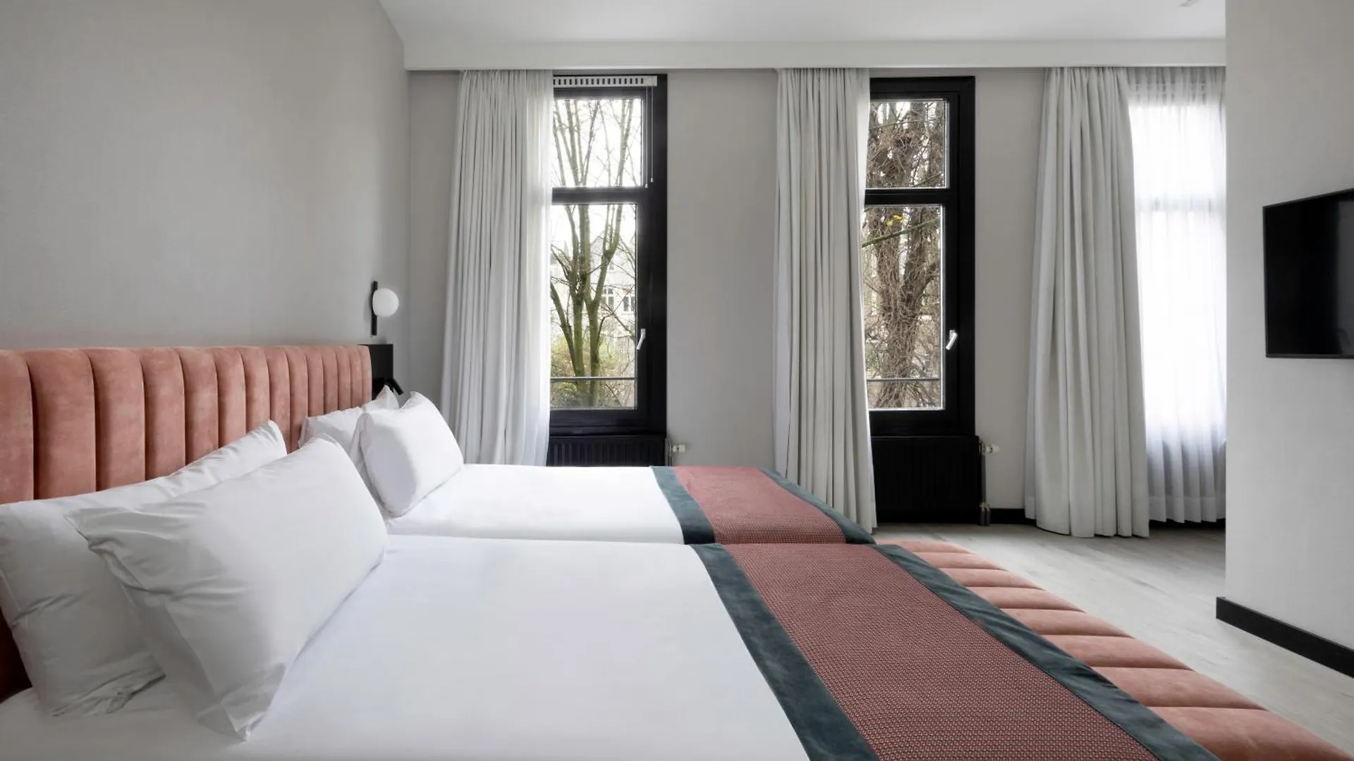 Catalonia Vondel Amsterdam Hotel