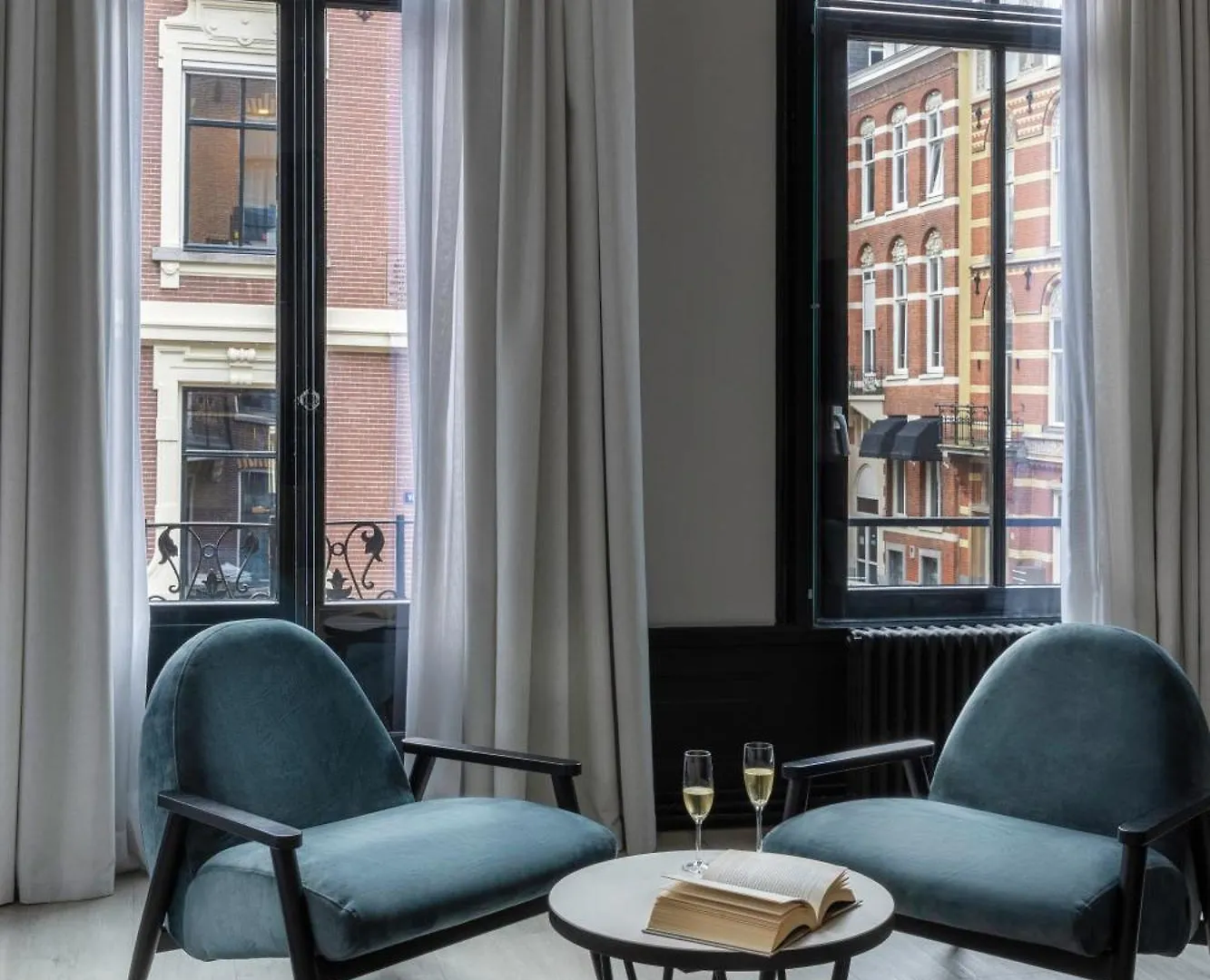 Catalonia Vondel Amsterdam Hotel 4*,  Nederland