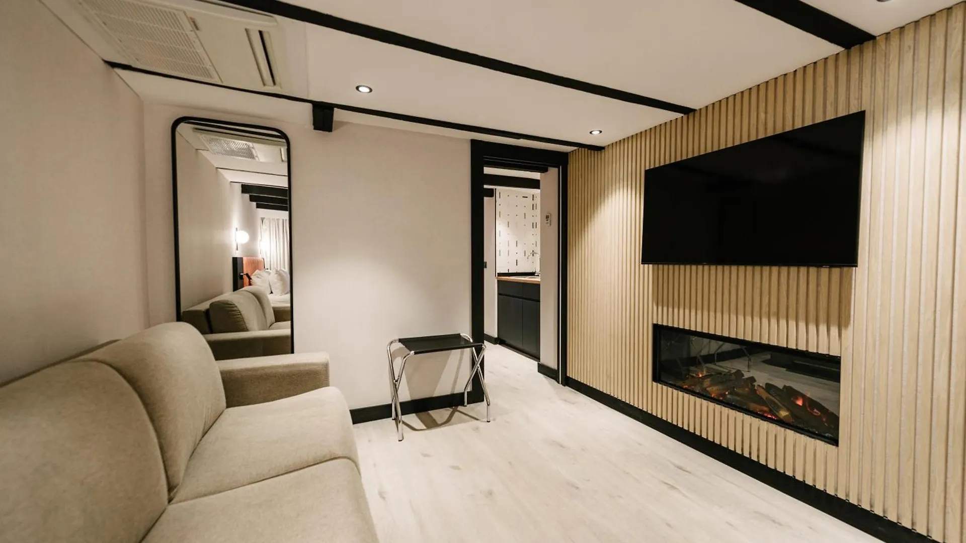 Catalonia Vondel Amsterdam Hotel