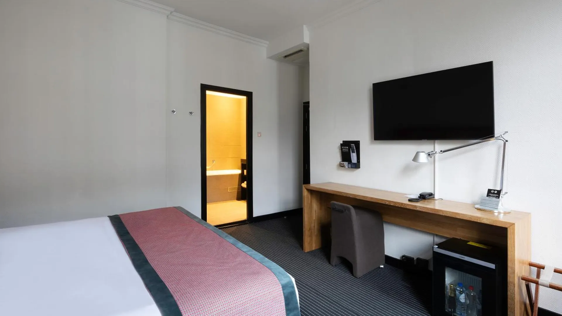 Catalonia Vondel Amsterdam Hotel